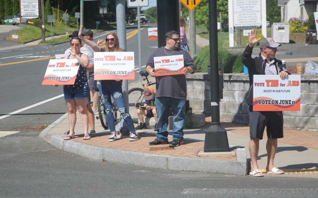 Ballot question campaign pushes ‘Yes’ for Agawam HS