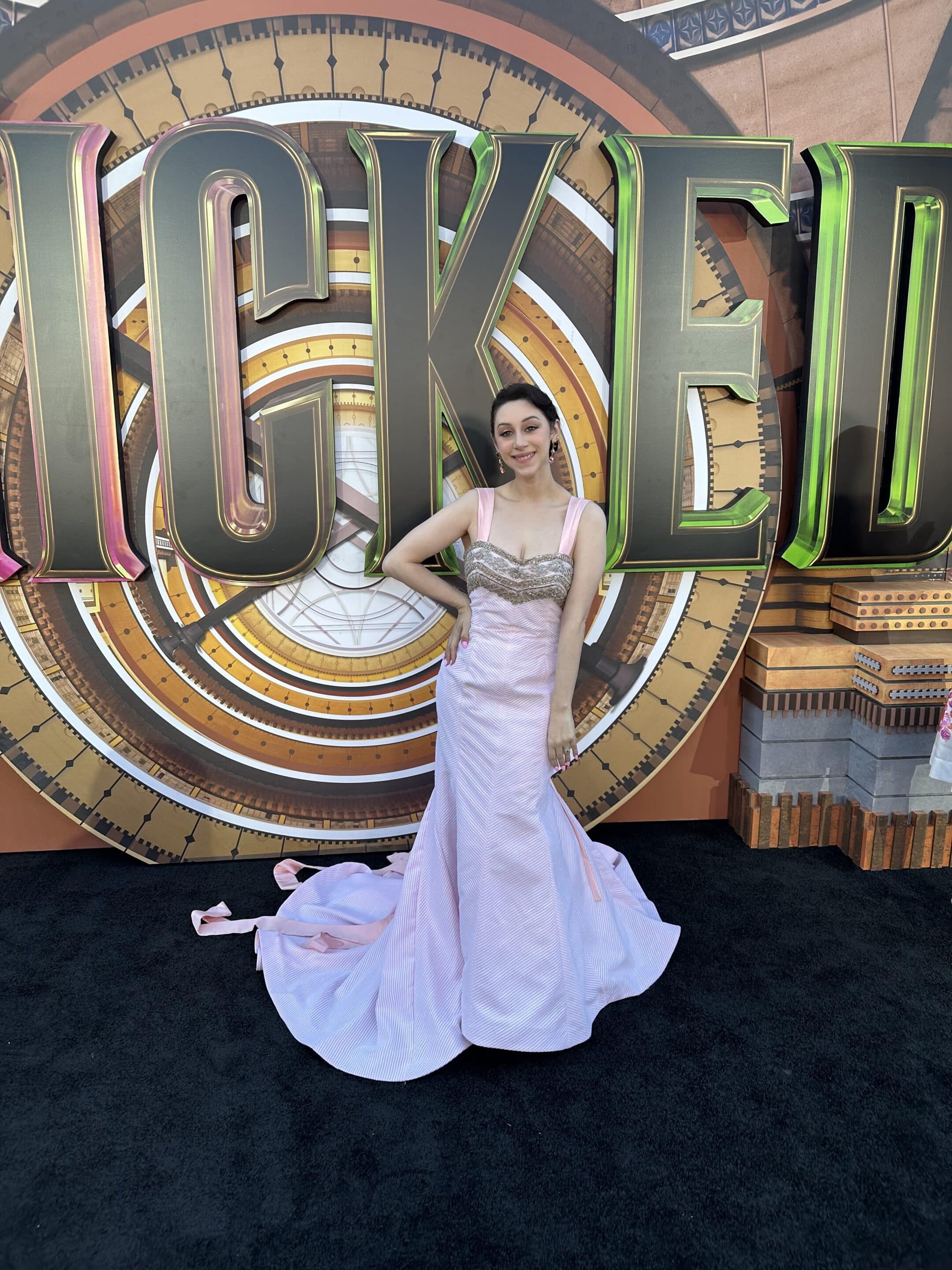 HO Wicked dress design 2