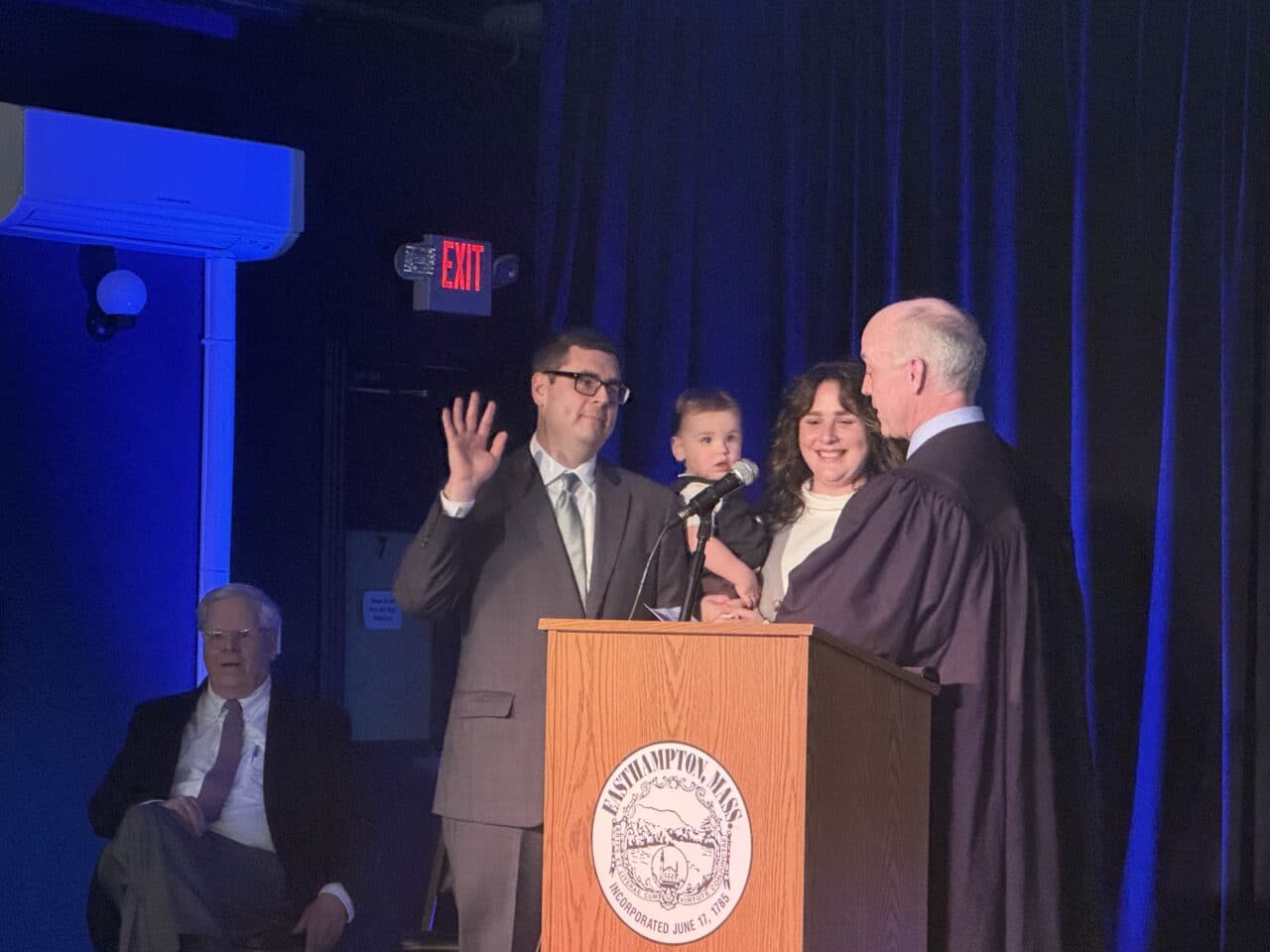 Carey sworn in as Hampshire County Clerk of Courts - The Reminder