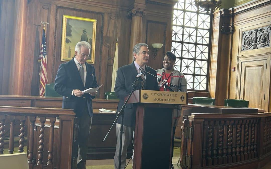 Neal announces grant for electric school buses in Springfield