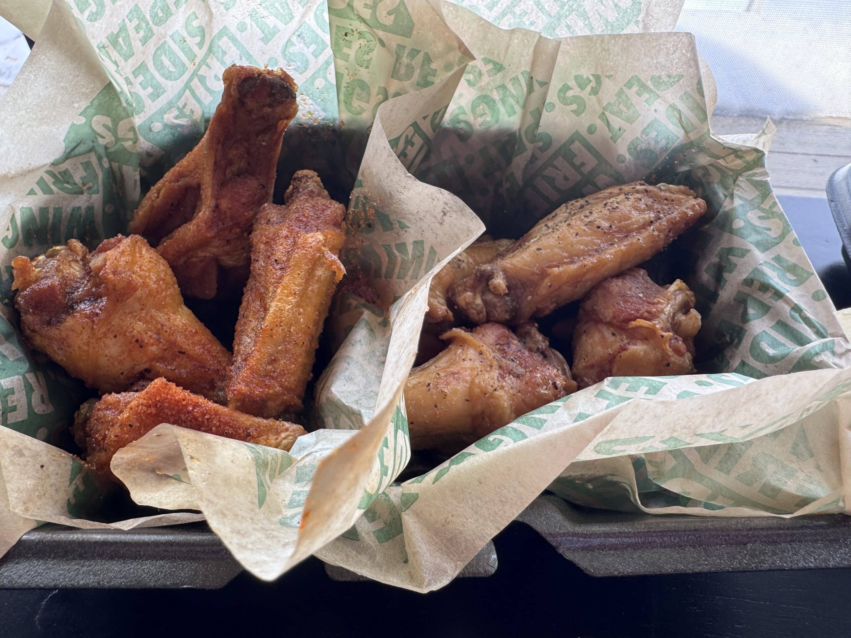 Does Wingstop Use Flour On Their Wings