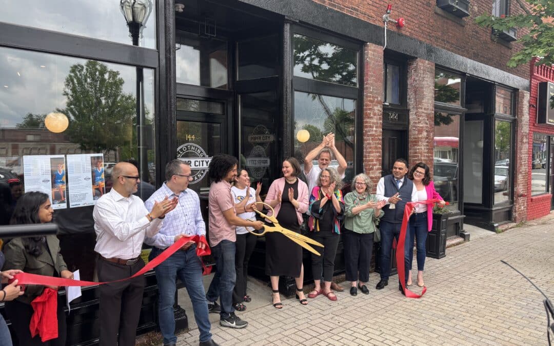 Paper City Clothing opens new location