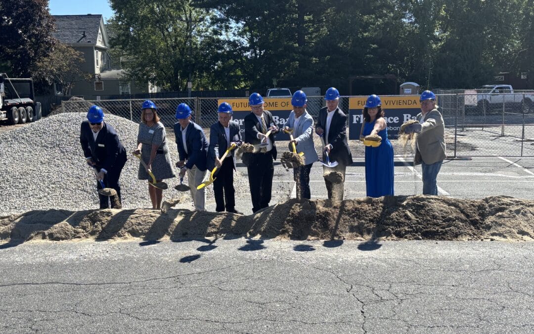 Florence Bank hosts groundbreaking ceremony for new branch