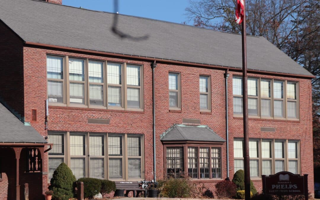 Phelps School exceeds student achievement targets