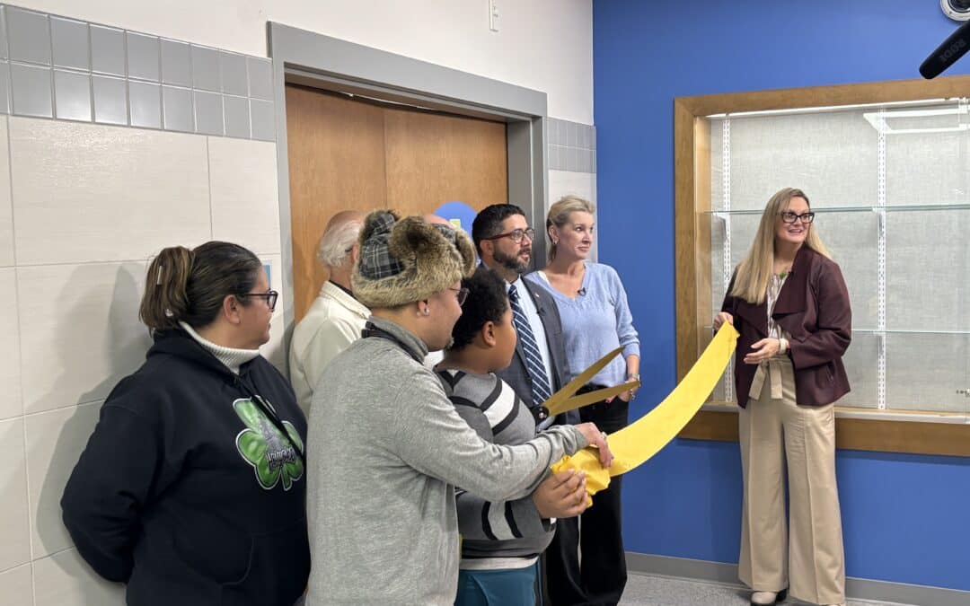 Catie’s Closet opens new space in Peck Middle School