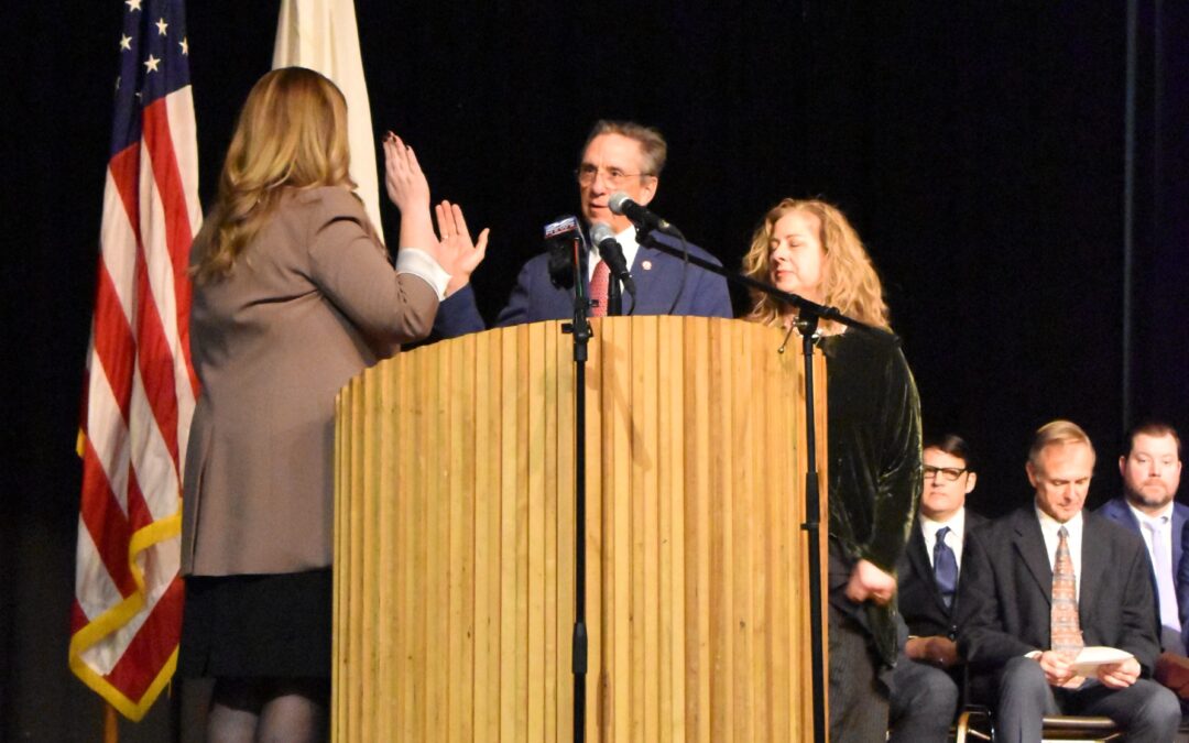 McCabe begins third mayoral term with thanks