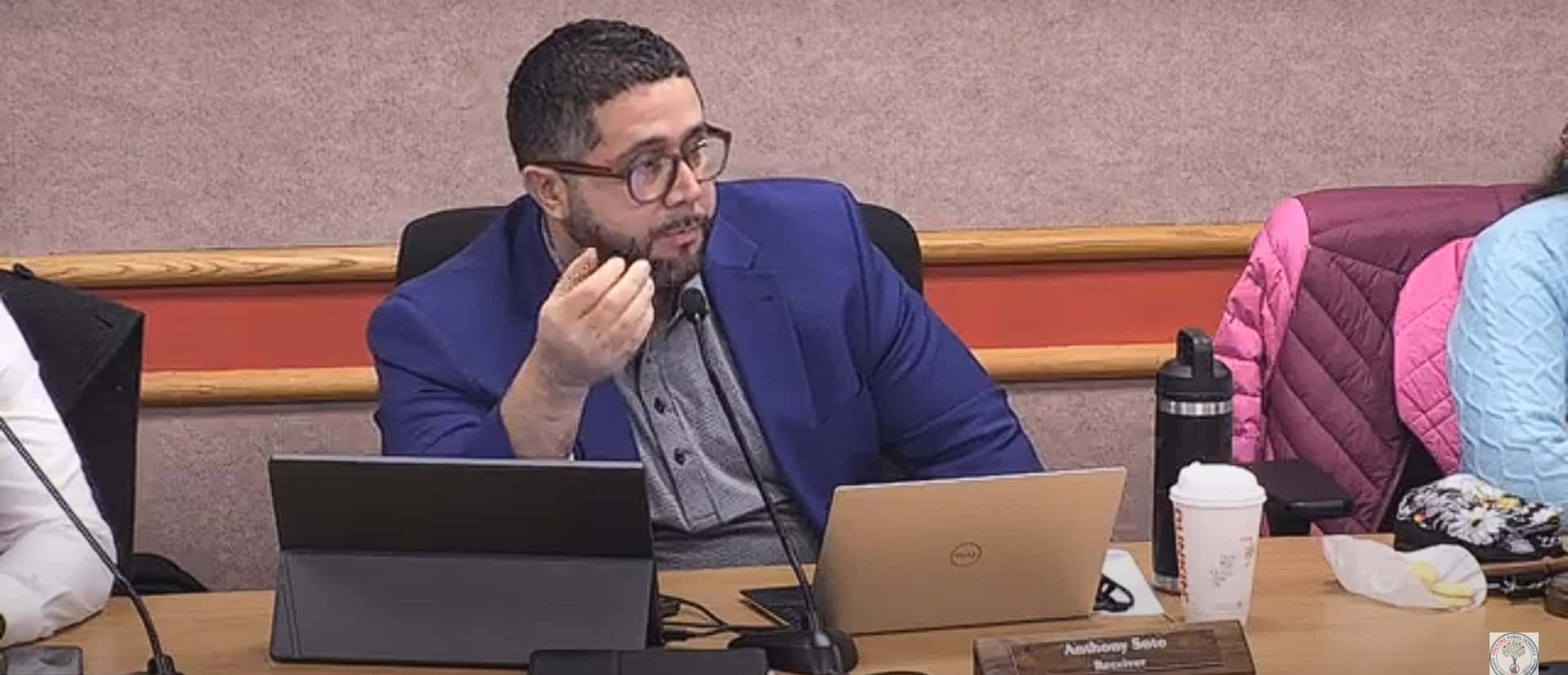 HO School Committee pic