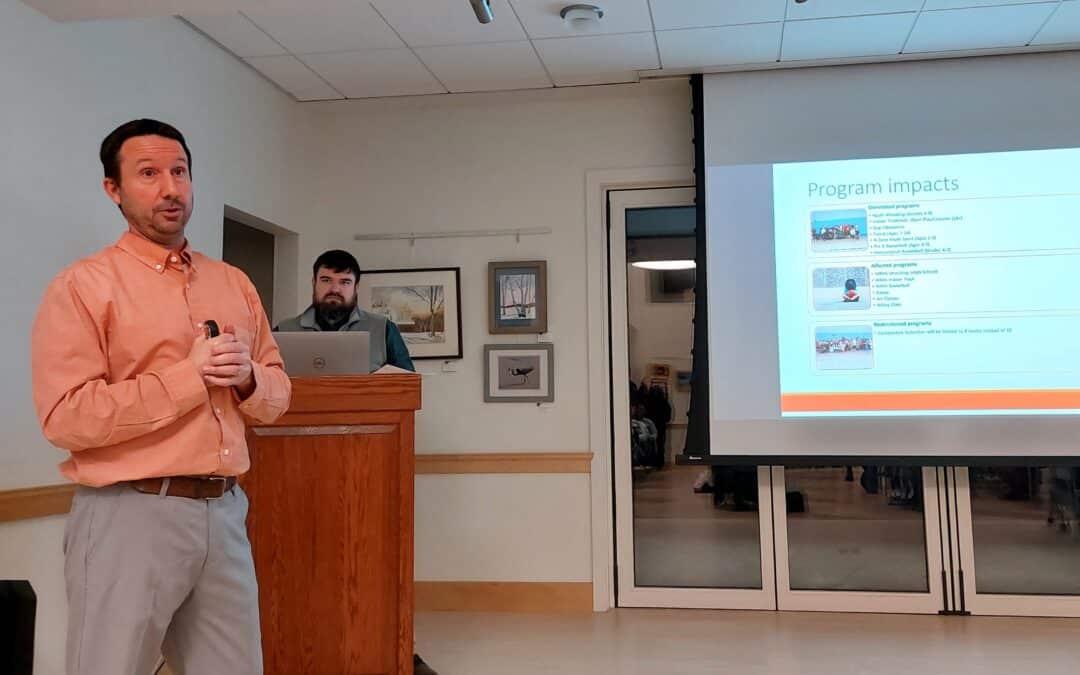 Wilbraham residents hear options for Memorial School