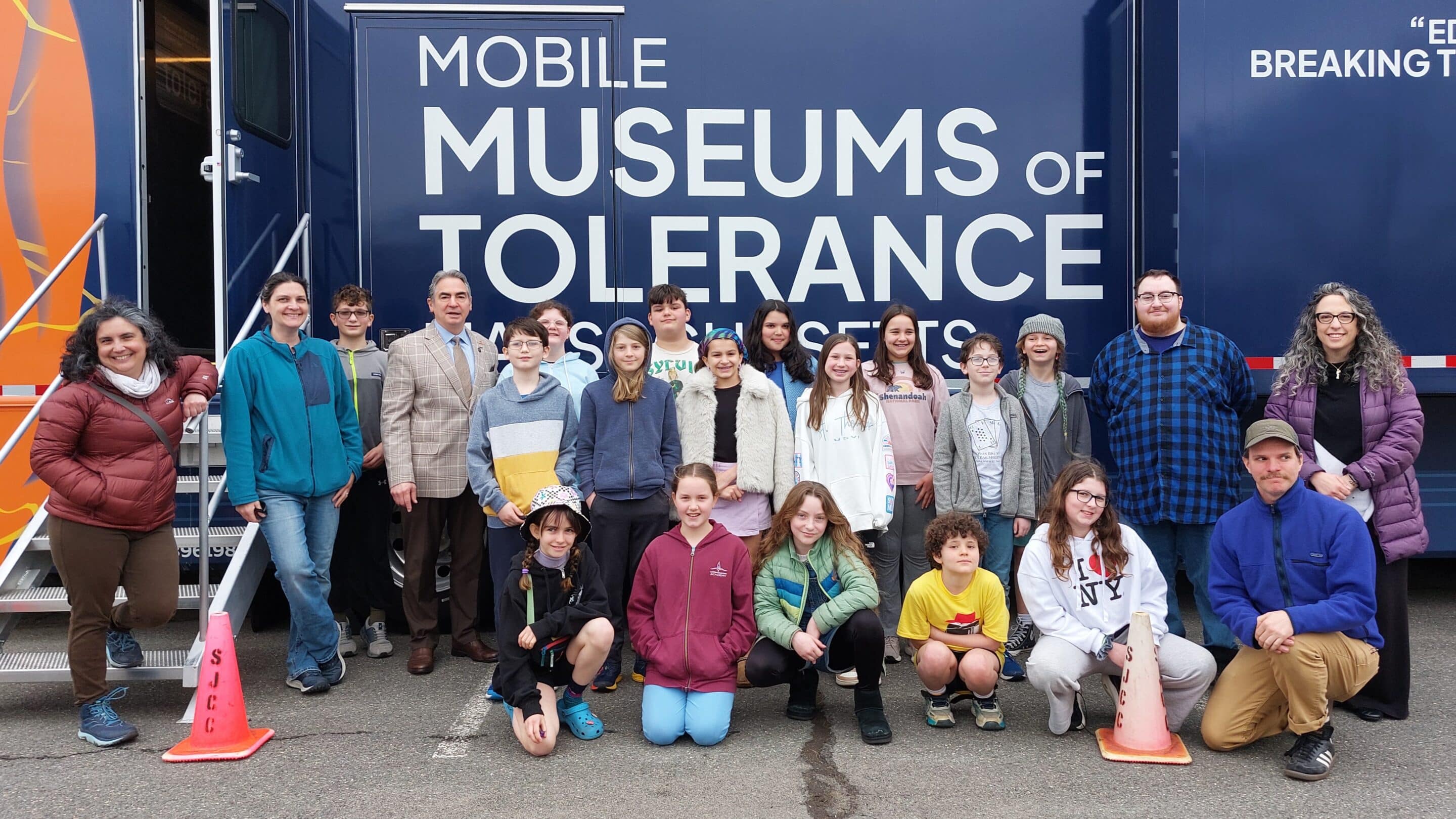 Mobile Museums of Tolerance 1
