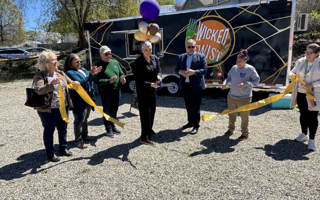Wicked Twist food truck brings southern style food to Chicopee