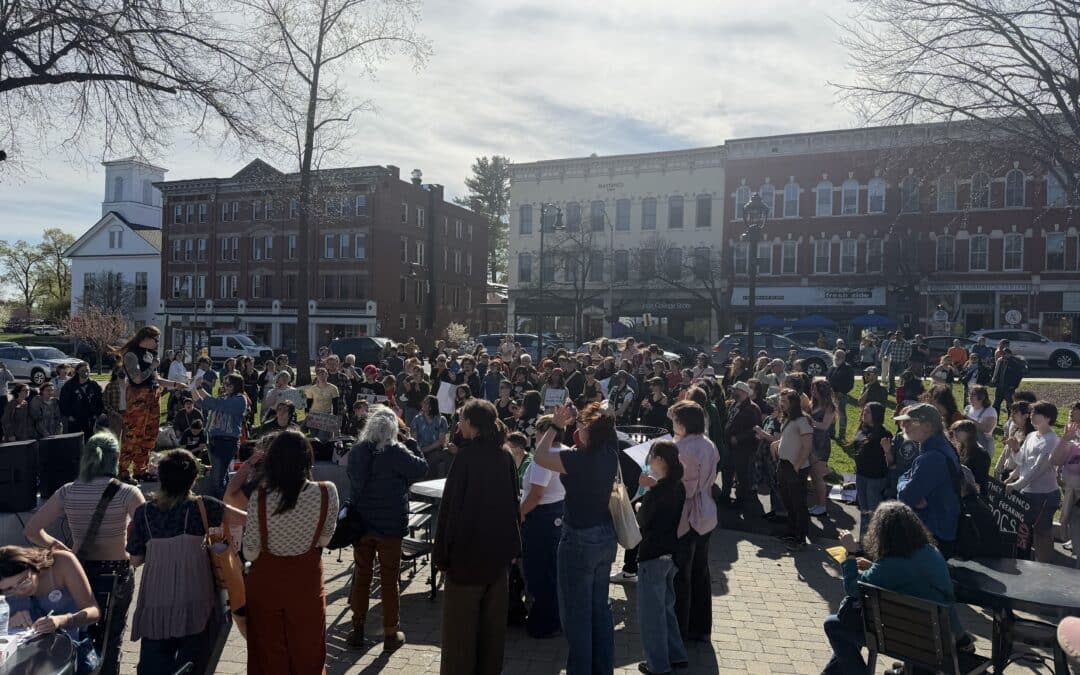 Hampshire College community rallies following closure announcement