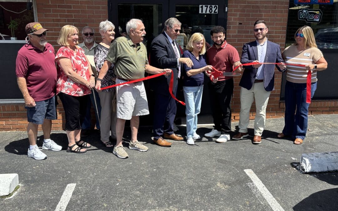 Aurora’s Pizzeria reopens with a new location near previous one