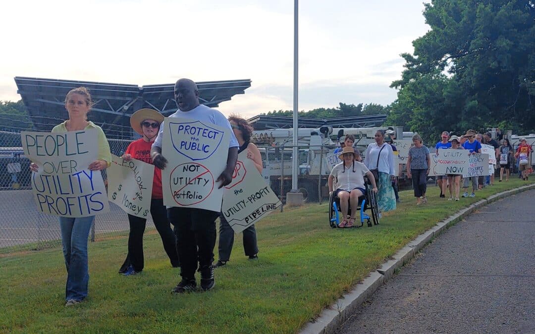 Activists protest proposed Eversource gas pipeline in Springfield