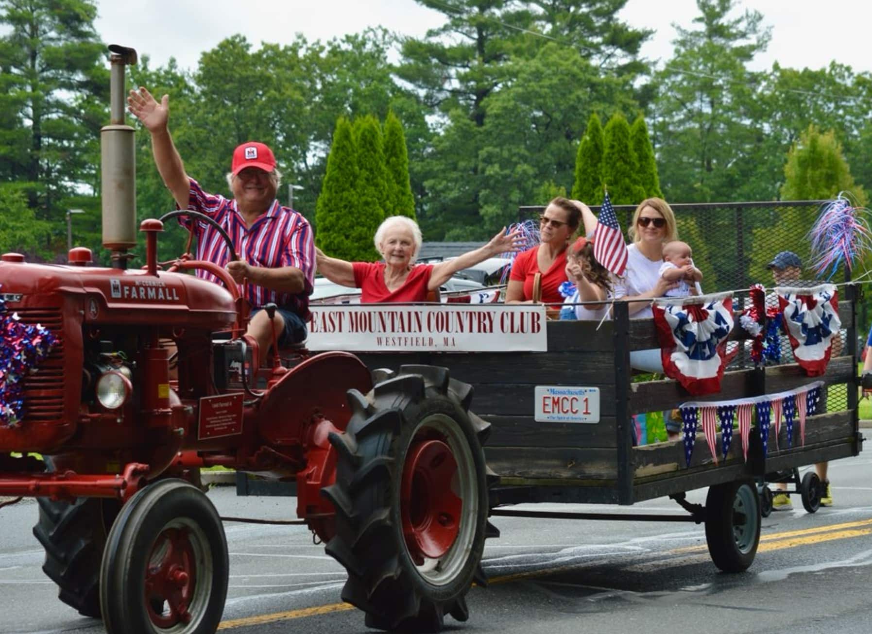 68th annual Hampton Ponds Parade
