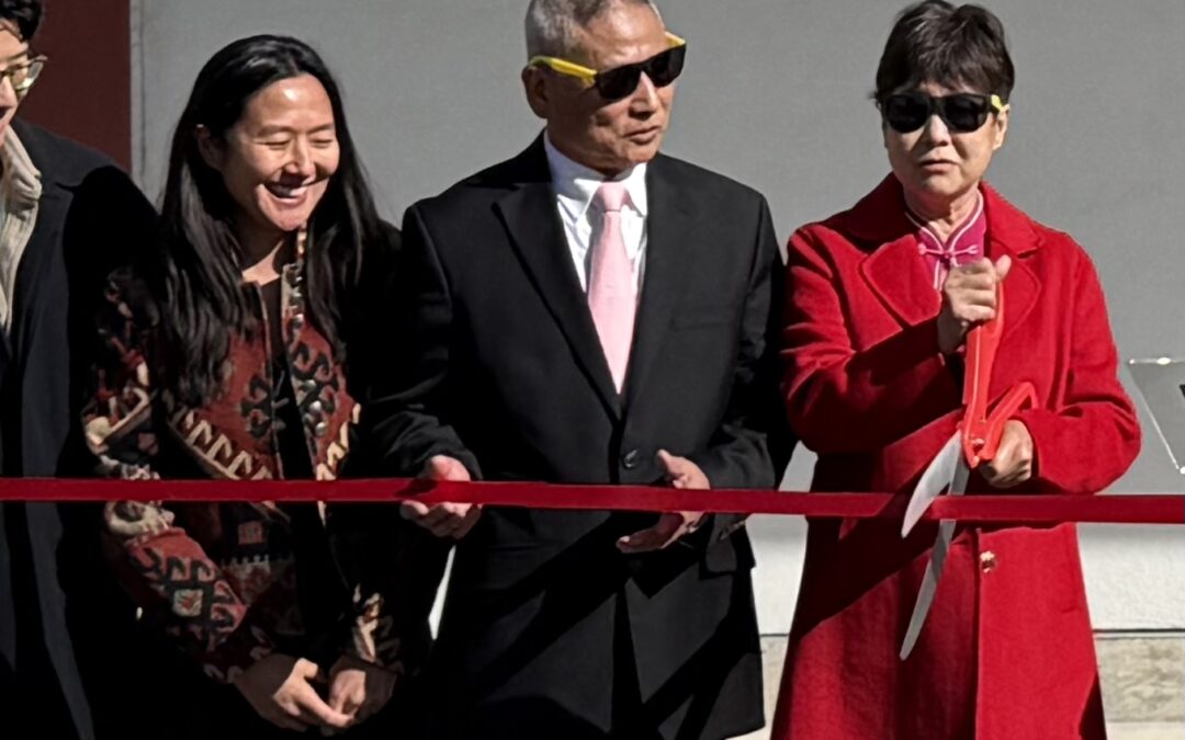 Longmeadow’s Maple Shopping Center celebrates grand reopening