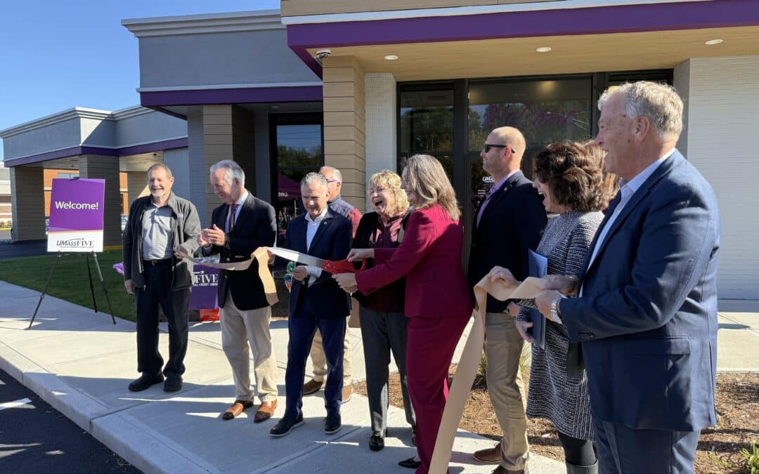 UMassFive celebrates East Longmeadow branch opening