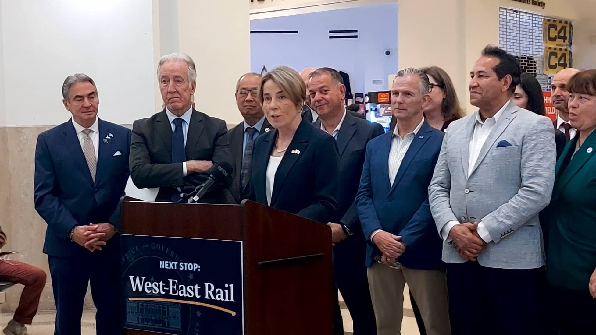 West-East Rail 130k